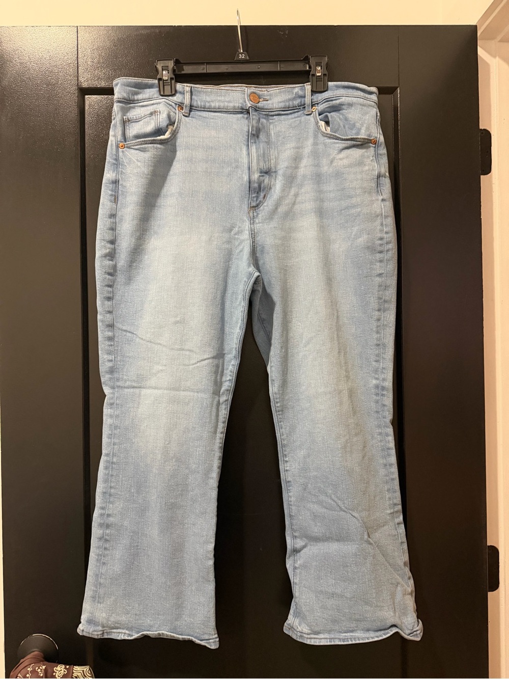Light Wash Women’s Jeans - Casual Flared Style